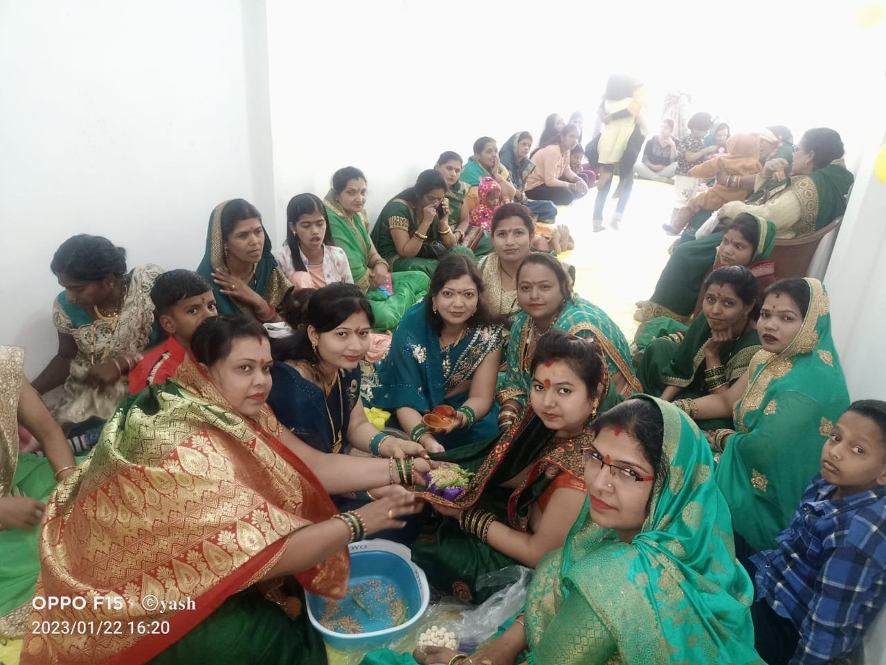Betul Samachar : स्वर्णकार मालवीय समाज की महिलाओं का हल्दी कुमकुम कार्यक्रम आयोजित, वान भेंट कर की सुख समृद्धि की कामना