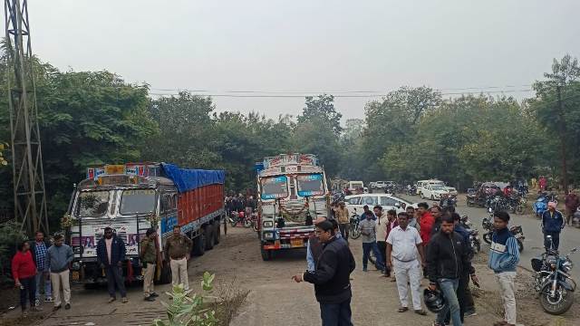 Betul Crime News : वेकोलि के सिक्योरिटी गार्ड की नृशंस हत्या, नाले में मिली लाश; युवक ने लगाई फांसी 