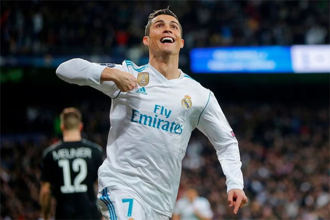 Cristiano Ronaldo Success Story : गरीब माली का बेटा आखिर कैसे बना दुनिया का सबसे महंगा खिलाड़ी? जानें क्रिस्टियानो रोनाल्डो की मोटिवेशनल कहानी...