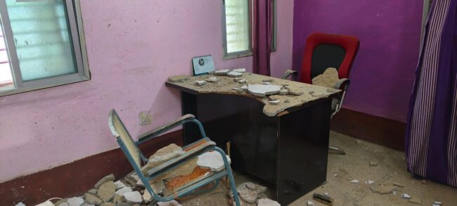 Betul News: अस्पताल की छत का प्लास्टर गिरा, बड़ा हादसा टला; टेबल, कुर्सी और पंखा क्षतिग्रस्त