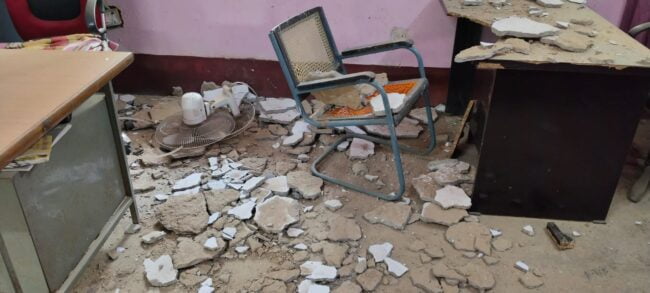 Betul News: अस्पताल की छत का प्लास्टर गिरा, बड़ा हादसा टला; टेबल, कुर्सी और पंखा क्षतिग्रस्त