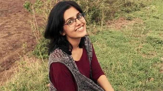 IAS Tapasya Parihar Honesty: इस IAS ने अपनी शादी में नहीं कराया कन्यादान, इमान खरीदने पहुंचा टीचर