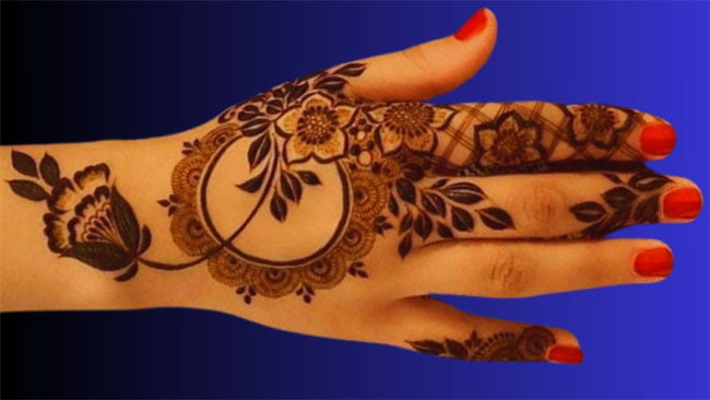 Best Mehndi Designs: दोस्त की शादी पर हाथों पर लगाएं ये सुंदर और बेस्ट मेहंदी डिजाइन, खूब मिलेगी तारीफें