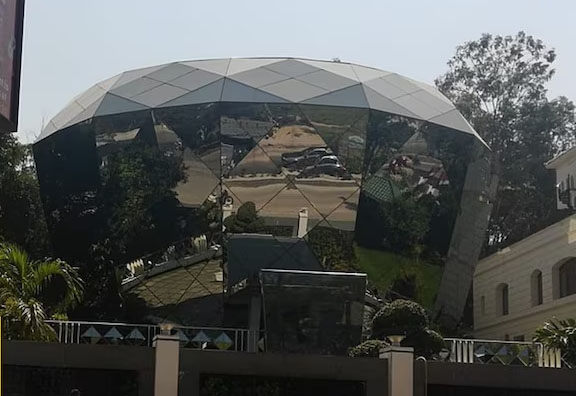 Success Story : किसान के बेटे ने एक आइडिया से खड़ी कर दी अरबों की संपत्ति, डायमंड हाउस में रहता है, जानें सफलता की कहानी