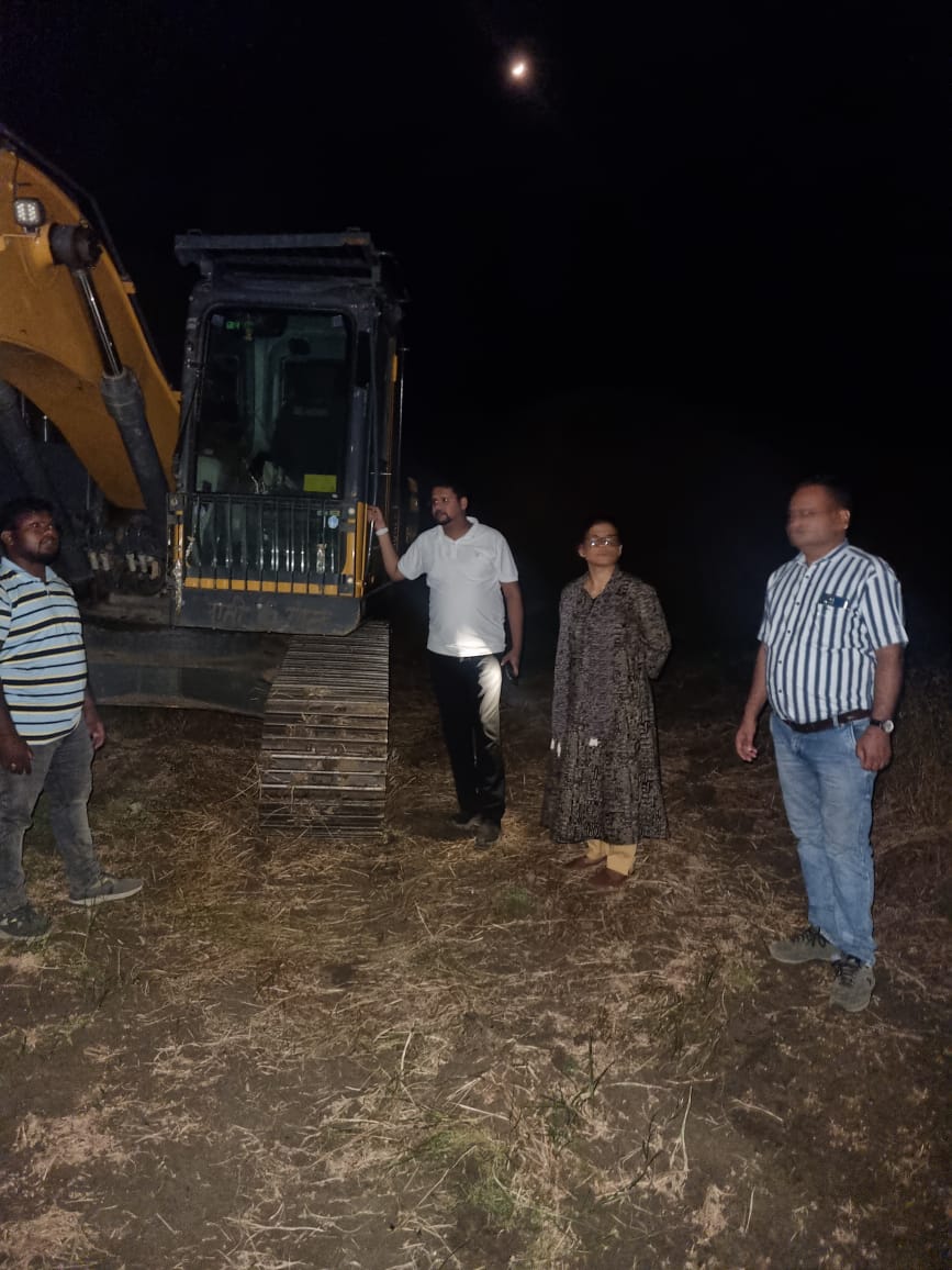 FIR on sand mafia : अवैध रेत उत्खनन और परिवहन मामले में सात पर मामला दर्ज