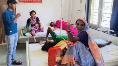 Food Poisoning : फूड प्वाइजनिंग से बच्चे की मौत, दर्जन भर बीमार