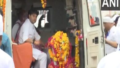 Madhavi Raje Scindia Last Rites : माधवी राजे सिंधिया का पार्थिव शरीर अंतिम संस्कार के लिए पहुंचा ग्वालियर