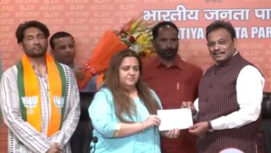 Radhika Khera Join BJP : पूर्व कांग्रेस नेता राधिका खेड़ा, अभिनेता शेखर सुमन बीजेपी में शामिल