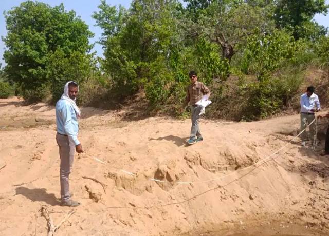 Big Action On Sand Mafia : कलेक्टर-एसपी की फिर रात में छापामार कार्रवाई, रेत माफिया में हड़कंप