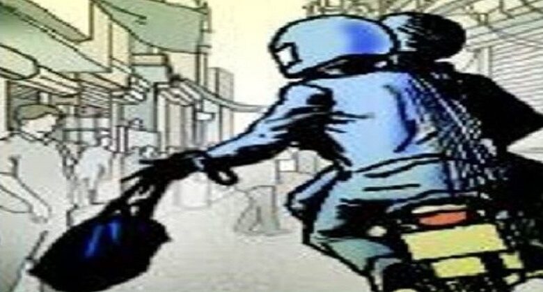 Betul Crime News : गली में व्यापारी को दबोचकर 50 हजार लूटे, अपराधियों के हौसले बुलंद