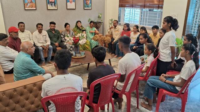 Sports News : विधायक ने दिखाया बड़ा दिल, अब भूटान जा सकेंगी खिलाड़ी बेटियां