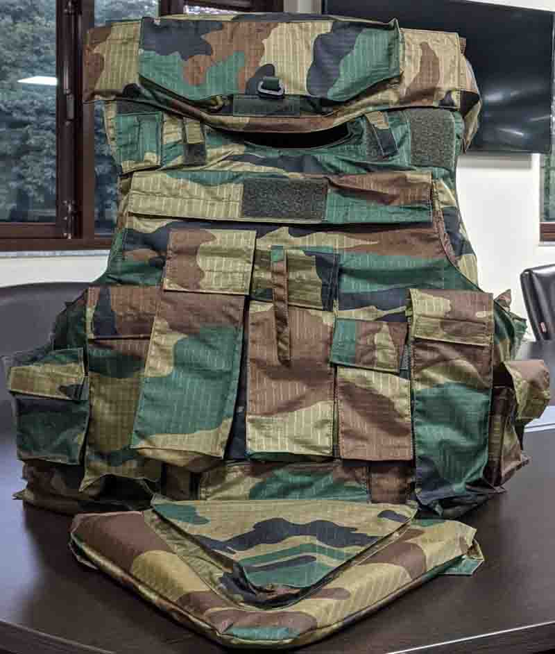 bullet proof jacket : सेना को मिलेगी सबसे हल्की और ज्यादा सुरक्षित बुलेट प्रूफ जैकेट