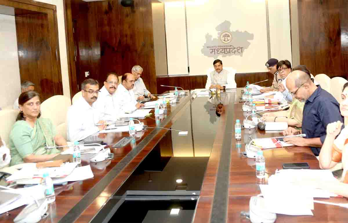 MP News : सीएम मोहन यादव का बड़ा एक्शन, जीएम समेत 11 सस्पेंड