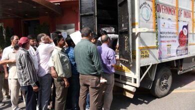 Tomato Prices : अब टमाटर के बढ़े भाव, सरकार ने शुरू की बिक्री