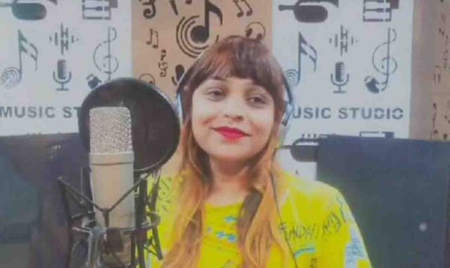 गायिका मोहिनी नागले का ताप्ती महिमा पर भजन तैयार, इस दिन होगा लॉन्च