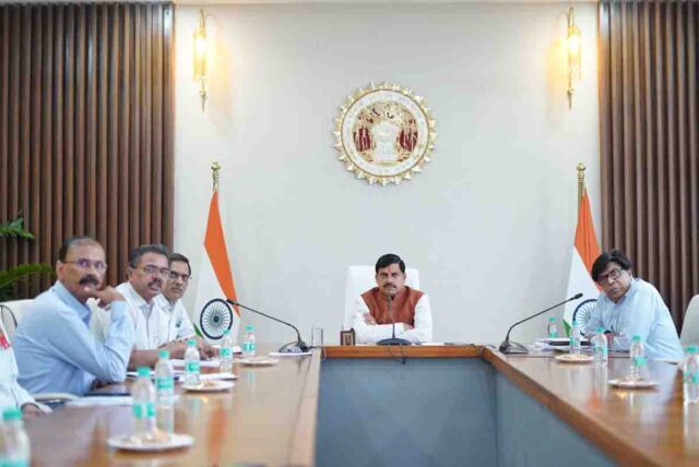 MP News : हाथियों की मौत : फील्ड डायरेक्टर और प्रभारी एसीएफ निलंबित