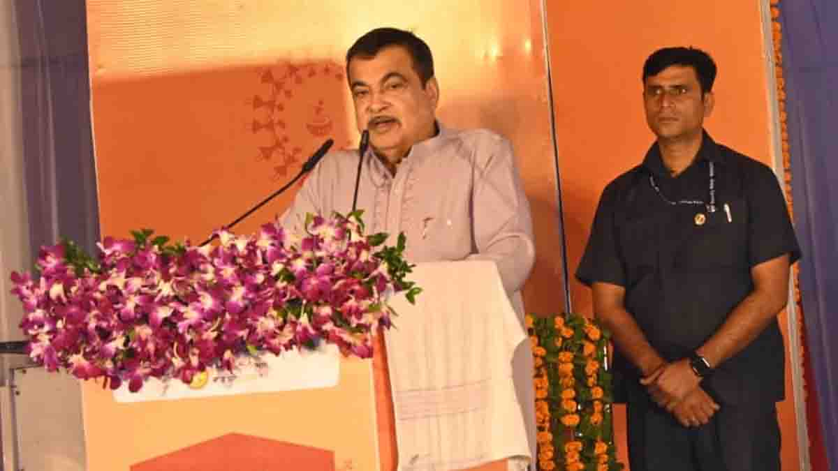 MP road projects 2025: एमपी को मिला गडकरी का तोहफ़ा: 2 ग्रीनफील्ड हाईवे और 60 हजार करोड़ के रोड प्रोजेक्ट