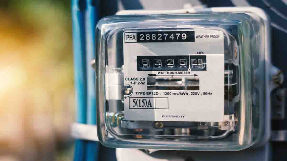 Electricity Meter Tampering: बिजली का निकाला जा चुका पुराना मीटर भी लगा सकता है तगड़ी चपत