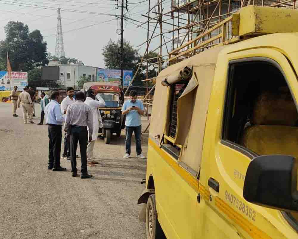 PUC Certificate Fraud: भोपाल में खड़े वाहन को बैतूल से जारी PUC, लाइसेंस सस्पेंड; 8 वाहन भी जब्त