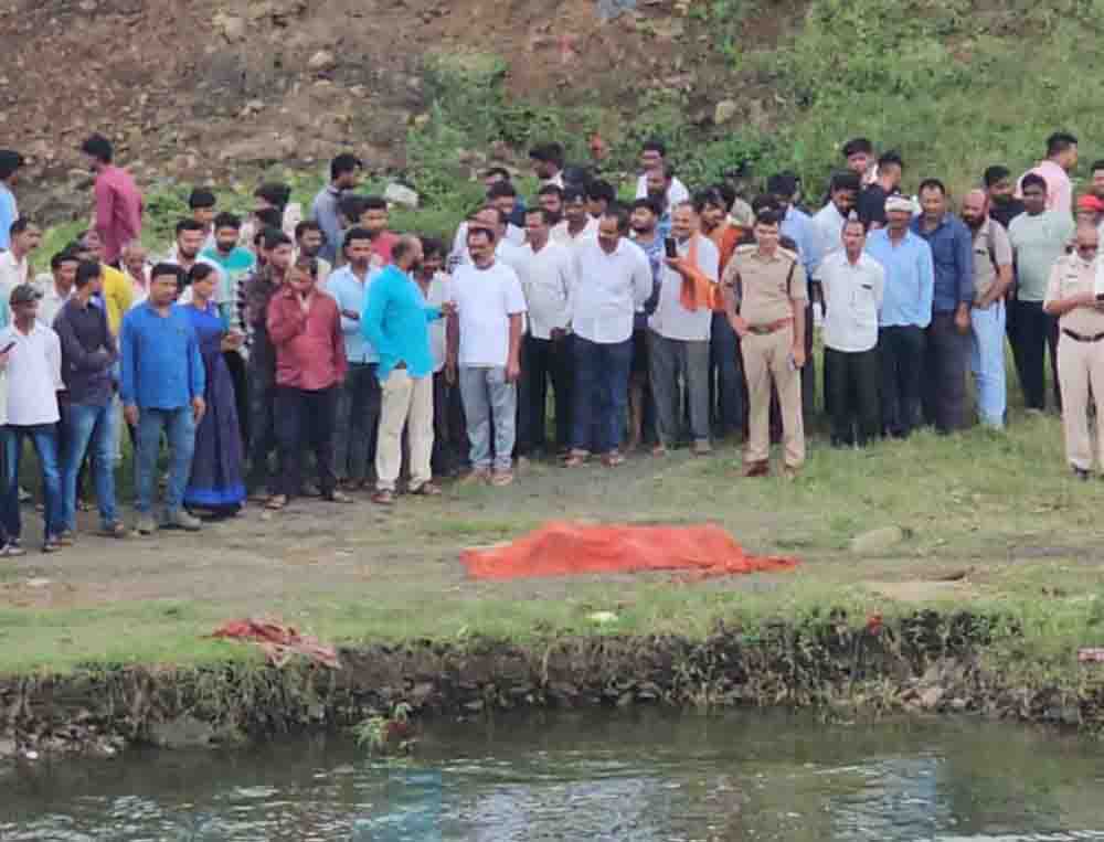 Couple Suicide Betul: डेढ़ साल के मासूम को सड़क किनारे छोड़ा और पति-पत्नी ने डैम में लगा दी छलांग