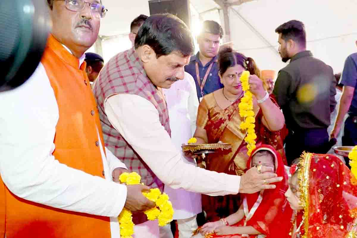 MP News Today: एमपी के इस जिले में बन रहा 7 मंजिला कलेक्ट्रेट, 4 नए पुल भी बनेंगे, सीएम ने किया भूमिपूजन