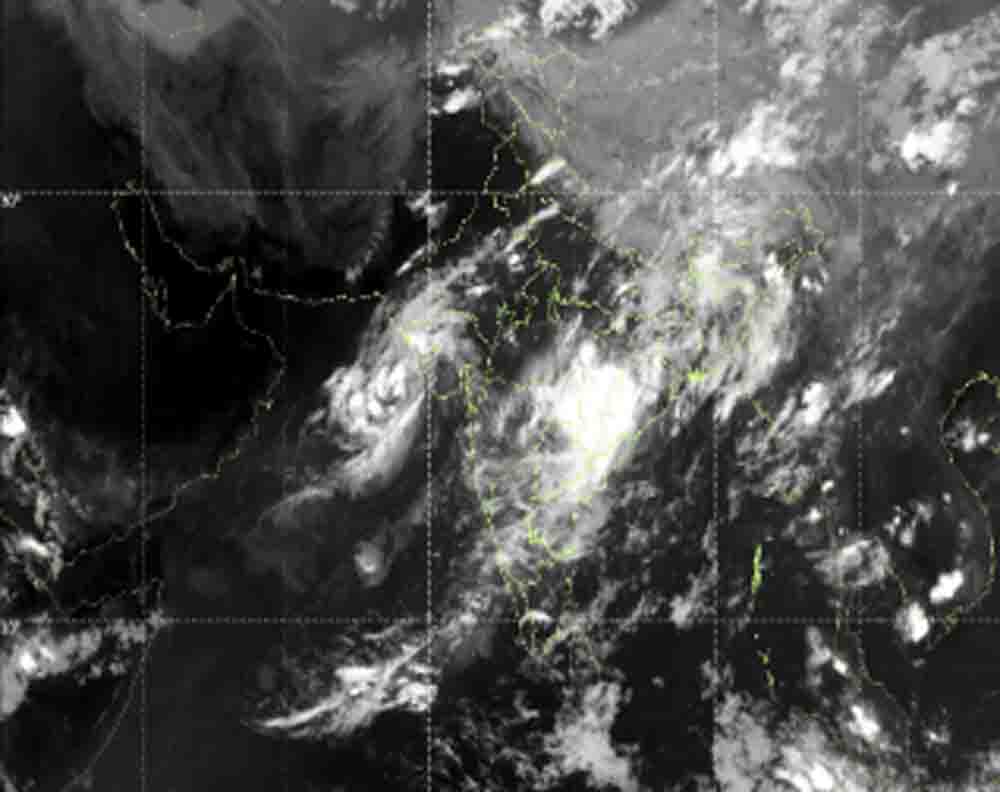 IMD Weather Alert: एक्टिव हो रहा नया तीव्र पश्चिमी विक्षोभ, तीन दिनों तक भयंकर बारिश की IMD ने दी चेतावनी