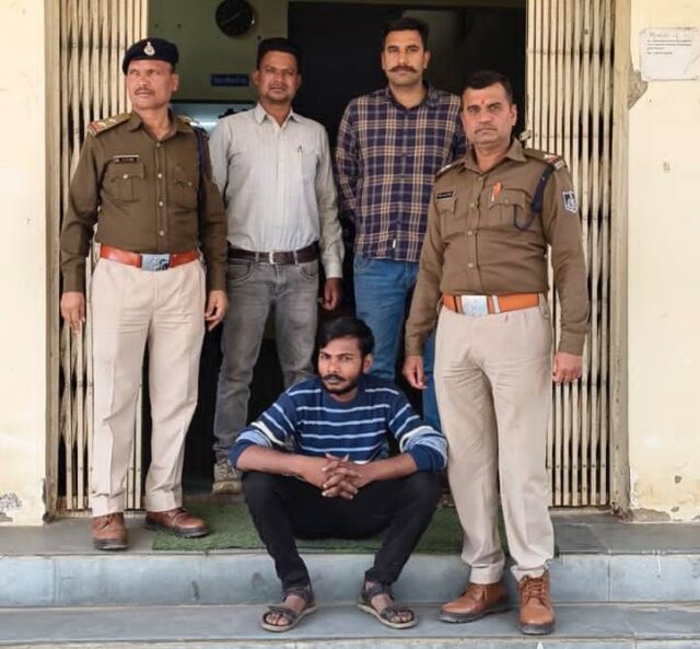 Betul Illegal Liquor Seizure: बैतूल में पुलिस का बड़ा एक्शन, घर से जब्त किया अवैध शराब का जखीरा, कटघरे में आबकारी विभाग