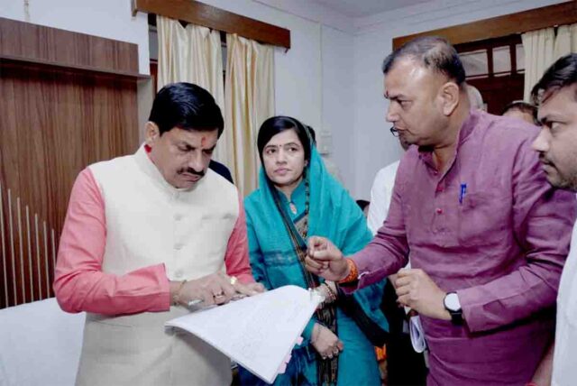 Mohan Yadav action: सीएम मोहन यादव का बड़ा एक्शन, सीधी कलेक्टर हटे, गुना एसपी बदले, बैंक जीएम सस्पेंड