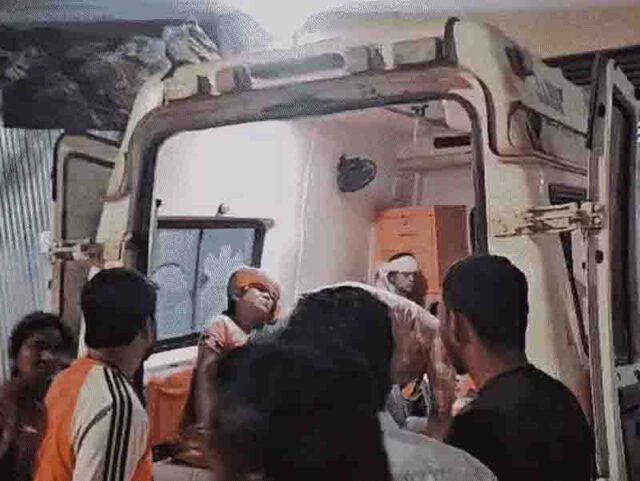 Chhindwara Bus Accident: सीएम के कार्यक्रम से लौट रही बस पिकअप से टकराकर पलटी, 10 लोगों की मौत, 30 से ज्यादा घायल