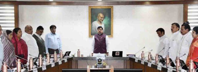 Madhya Pradesh Cabinet Decisions: 33 हजार करोड़ की योजनाओं को कैबिनेट की मंजूरी, युवाओं के लिए शुरू होगा नया इंटर्नशिप प्रोग्राम