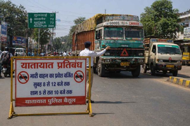 Betul traffic restrictions: शादी सीजन में ट्रैफिक पर सख्ती: बैतूल में आज से भारी वाहनों की एंट्री बैन, जानिए टाइमिंग और रूट