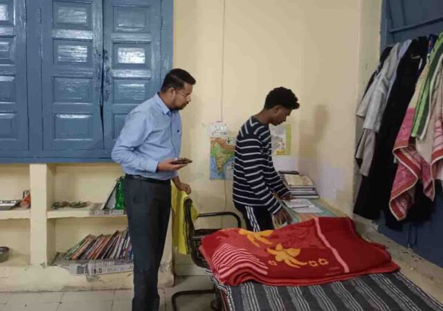 Betul Hostel Inspection: छात्रावासों के निरीक्षण में बड़ा खुलासा: न अधीक्षिका मिलीं, न बच्चे थे मौजूद, दो को शोकॉज नोटिस जारी 