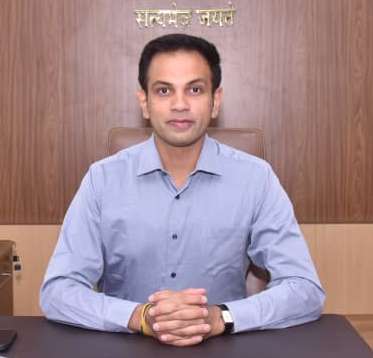 Betul Collector Saurabh Sonawane: बैतूल को मिले नए कलेक्टर, IAS डॉ. सौरभ सोनवणे ने संभाला पदभार; योजनाओं की नियमित होगी मॉनिटरिंग
