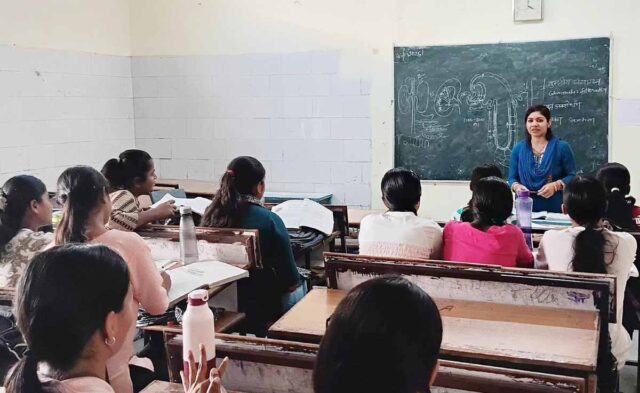 Free Govt Coaching JEE Betul: फ्री सरकारी कोचिंग का असर, जेईई में 98 छात्रों की सफलता, 24 एडवांस के लिए क्वालीफाई