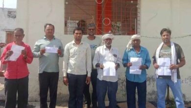 Multai Farmer Fraud Case: मुलताई में किसानों से 20 लाख की ठगी, फसल खरीदकर फरार हुआ आरोपी, अफसरों से शिकायत