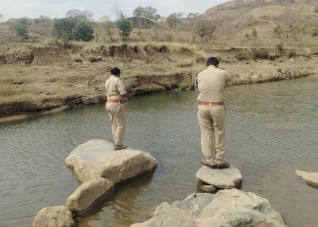 Wife Murder Case Betul: पत्नी की हत्या कर फरार हुआ पति गिरफ्तार, बैतूल पुलिस ने ऐसे सुलझाया सनसनीखेज मामला