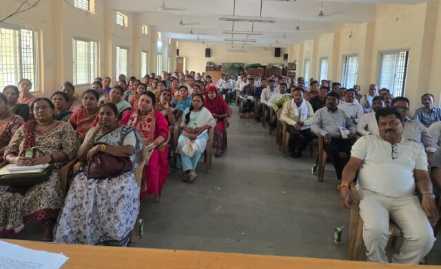 Betul Hostel Improvement: बैतूल छात्रावासों में बड़ा बदलाव: पढ़ाई, भोजन और स्वच्छता पर सख्त निर्देश, छात्रों के लिए नई सुविधाएं लागू