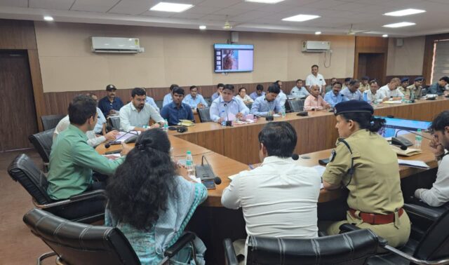 Betul Illegal Mining Action: बैतूल में अवैध खनन और अतिक्रमण पर कड़ा एक्शन, 4 विभागों की संयुक्त कार्रवाई के आदेश