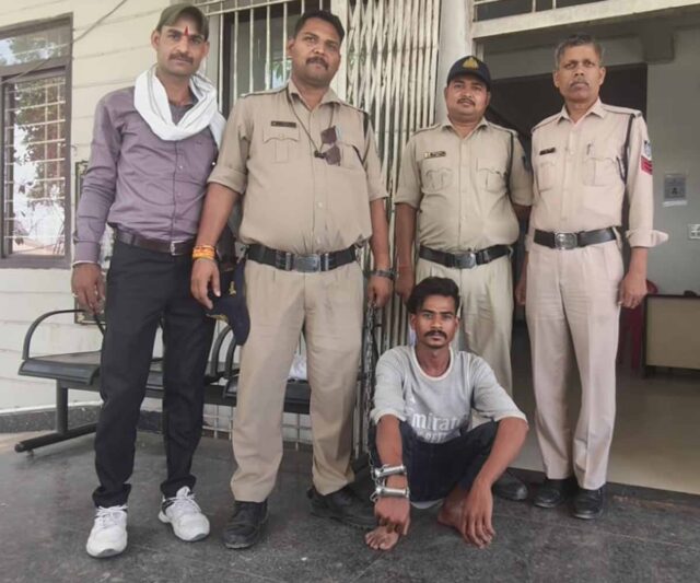 Betul Crime News: चाचा ने दी गाली तो भतीजे ने उतार दिया मौत के घाट, आरोपी गिरफ्तार; नाबालिग से बलात्कार करने वाला भी पहुंचा जेल
