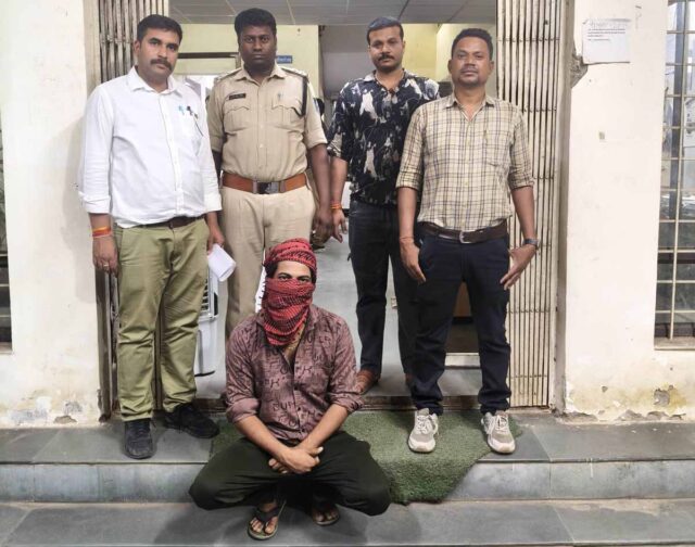 IPL Betting Betul: आईपीएल सट्टे पर बैतूल पुलिस का बड़ा एक्शन, युवक को ऑनलाइन सट्टा लगाते रंगे हाथ पकड़ा