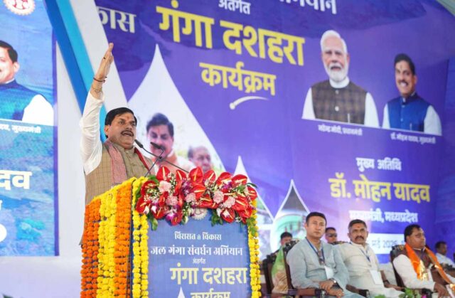Bhojshala Dhar: 750 साल में पहली बार भोजशाला में हुई मां वाग्देवी की पूजा, CM मोहन यादव ने रचा इतिहास