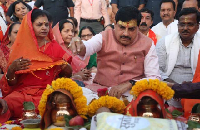 Simhastha 2028: उज्जैन में गूंजे मैथिली ठाकुर के भजन, सिंहस्थ 2028 को लेकर CM यादव का बड़ा बयान