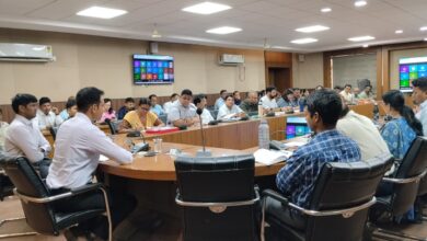 Betul Collector Meeting: बैतूल में कलेक्टर का सख्त रवैया: लापरवाही पर होगा जुर्माना, बिना अनुमति मुख्यालय छोड़ा तो कार्रवाई तय