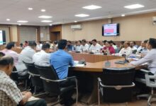 Betul Collector Meeting: बैतूल में अफसरों की क्लास, संबल योजना में कम प्रोग्रेस पर सीईओ को नोटिस, नॉन-अटेंड शिकायतों पर जुर्माना