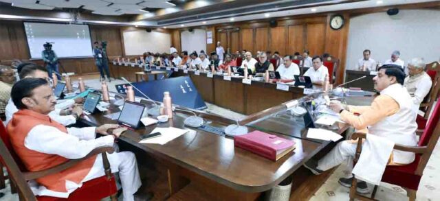 Farm Loan Due Date: किसानों को बड़ी राहत: अब पूरे साल के ऋण के लिए एक ही ड्यू डेट, मंत्रि-परिषद ने कई अहम फैसलों को दी मंजूरी
