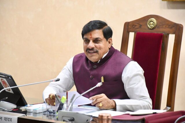 MP Cabinet Decisions 2026: मोहन यादव कैबिनेट के बड़े फैसले: फ्री रजिस्ट्री, नए मेडिकल कॉलेज और छात्रों को सिली यूनिफॉर्म
