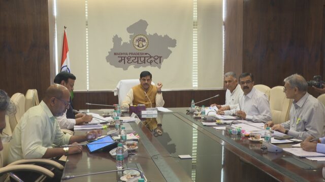 MP Higher Education Reforms: एमपी में शिक्षा व्यवस्था में बड़ा बदलाव, नैक की तर्ज पर बनेगी सैक, सीएम मोहन यादव के अहम निर्देश