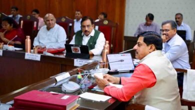 Madhya Pradesh Cabinet Decisions: मोहन यादव सरकार का बड़ा फैसला: 8000 युवाओं को रोजगार, किसानों को बोनस और खेलों को बढ़ावा
