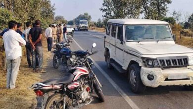 Betul Road Accident: तेज रफ्तार बोलेरो ने बाइक को मारी टक्कर, किसान की मौत; पत्नी घायल, दूसरे बाइक सवार को भी लिया चपेट में