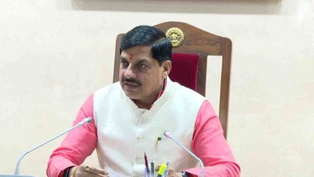 Madhya Pradesh Cabinet Decisions: मोहन यादव सरकार का बड़ा फैसला: 8000 युवाओं को रोजगार, किसानों को बोनस और खेलों को बढ़ावा